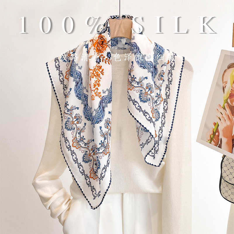 Women Bags Online - وشاح مربع فاخر 100% من حرير