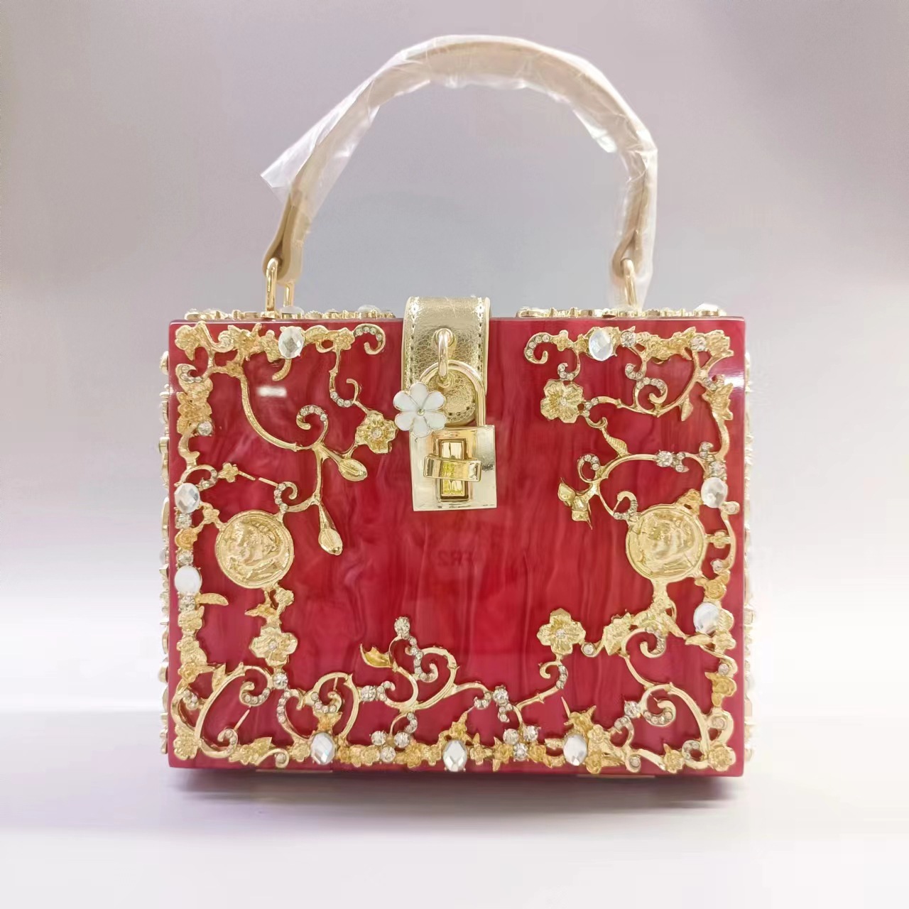 Women Bags Clearance - التخليص الاكريليك عشاء حقيبة جوفاء معدنية