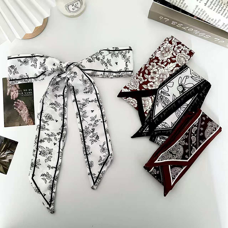 Women Bags Online - وشاح حريري نسائي فاخر وعصري، شريط
