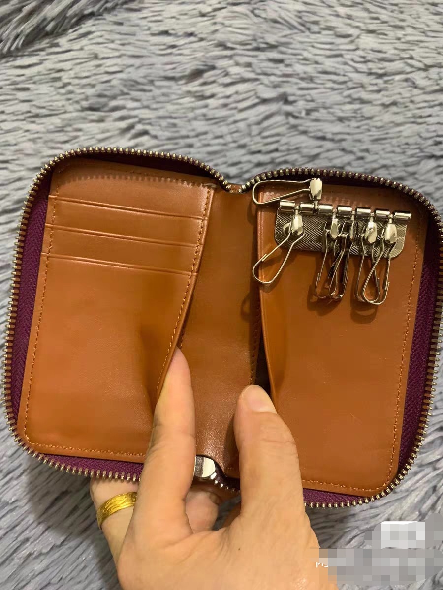 حقيبة بطاقات نسائية جديدة من ج - مراجعة Women Bags Lv وسعره